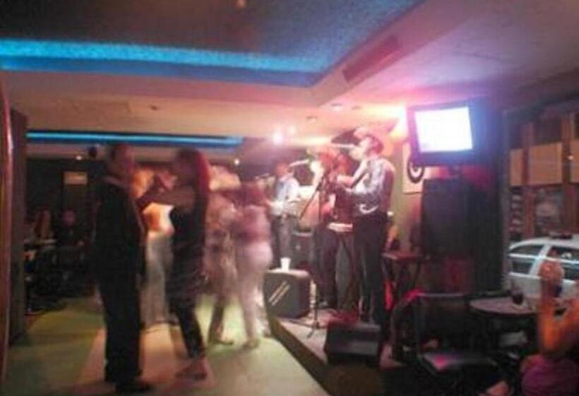 בית מלון כפרי Royalty