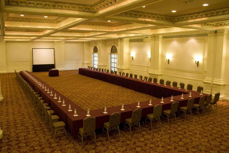 Отель Safi Royal Luxury Centro