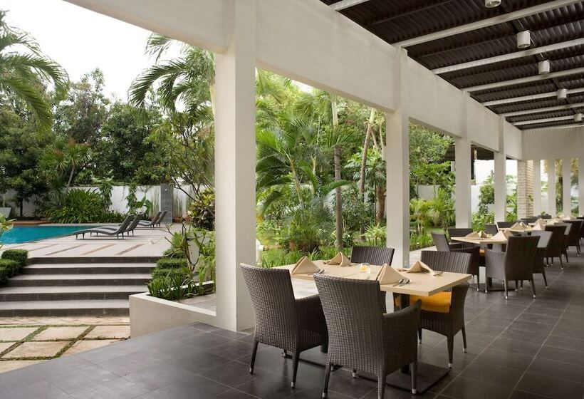 هتل Santika Cirebon