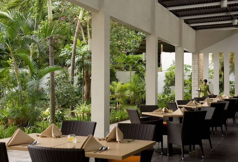 酒店 Santika Cirebon