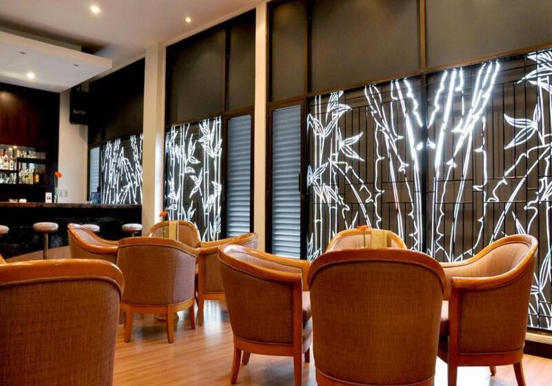 酒店 Santika Cirebon