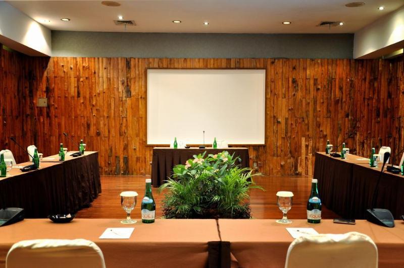 酒店 Santika Cirebon