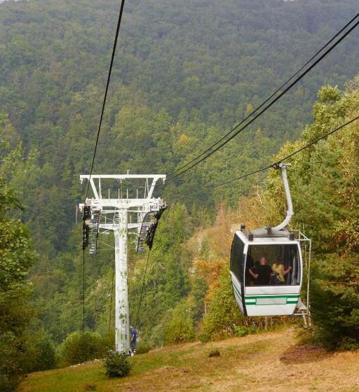 酒店 Skalní Mlýn