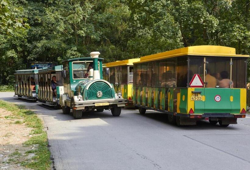 酒店 Skalní Mlýn