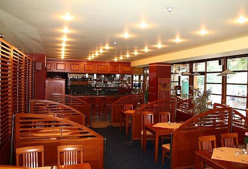 酒店 Skalní Mlýn