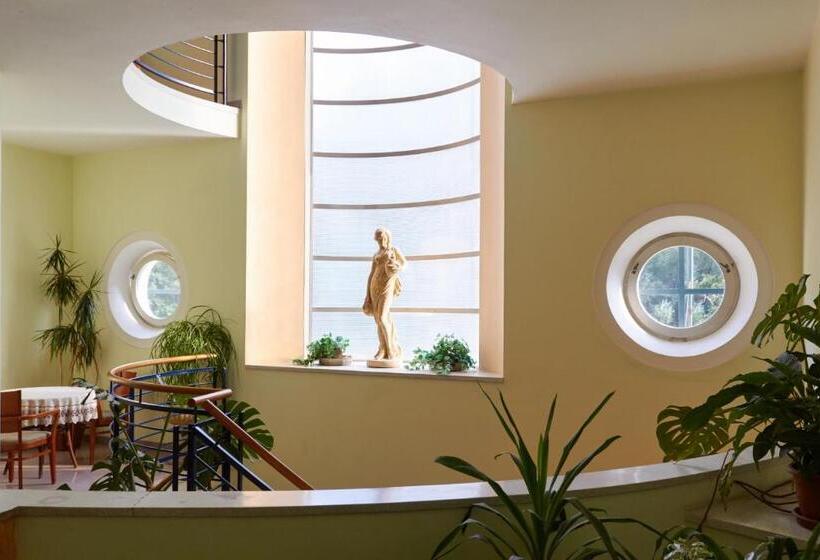 酒店 Skalní Mlýn