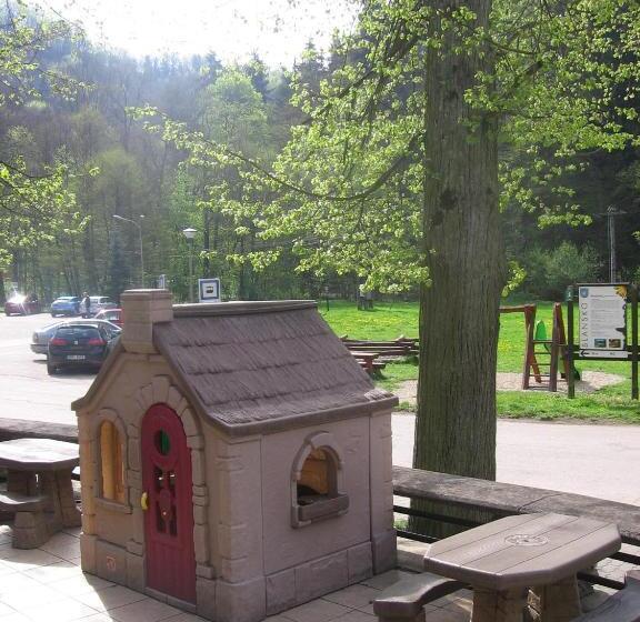 酒店 Skalní Mlýn