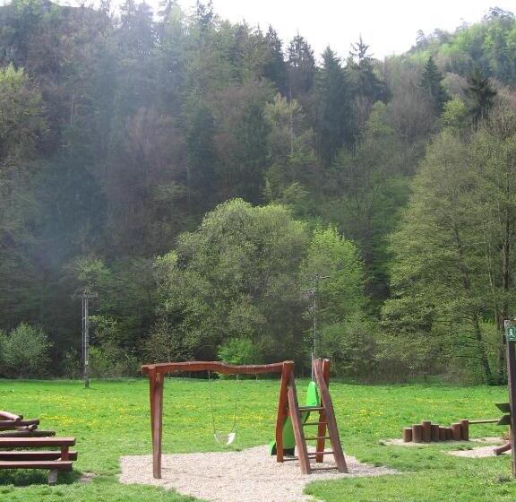 酒店 Skalní Mlýn