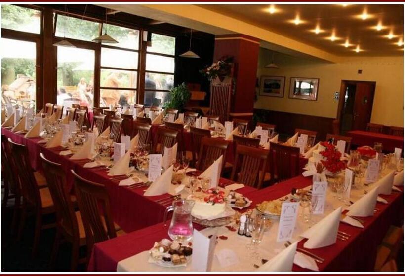 酒店 Skalní Mlýn