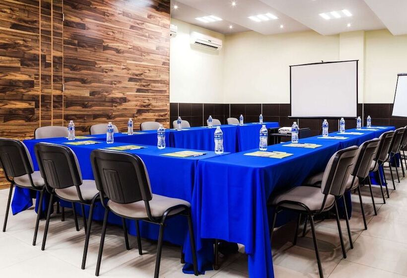 酒店 Sleep Inn Monterrey Norte