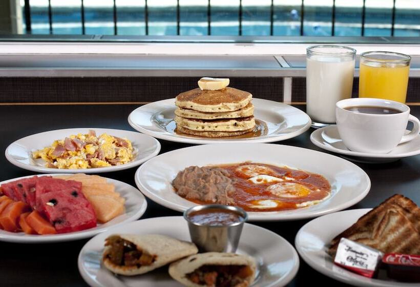 酒店 Sleep Inn Monterrey Norte