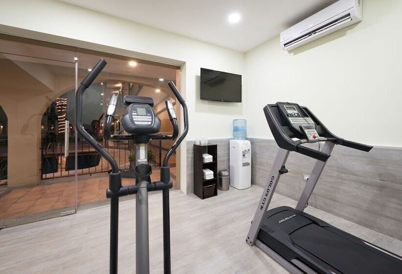 酒店 Sleep Inn Monterrey Norte