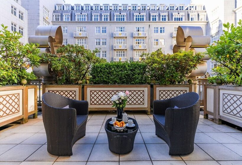 Hotel Steigenberger Icon Wiltcher S