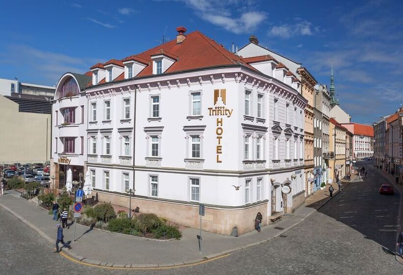 酒店 Trinity