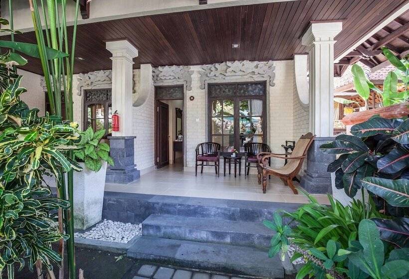 Vila Shanti Beach Front Hotel Sanur