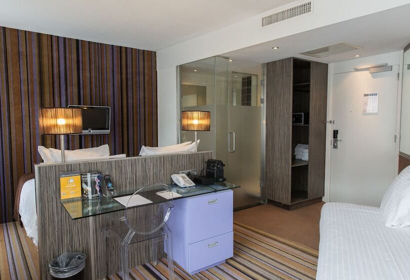 فندق Westcord City Centre