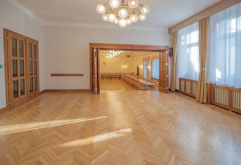 ホテル Zlatá Hvězda