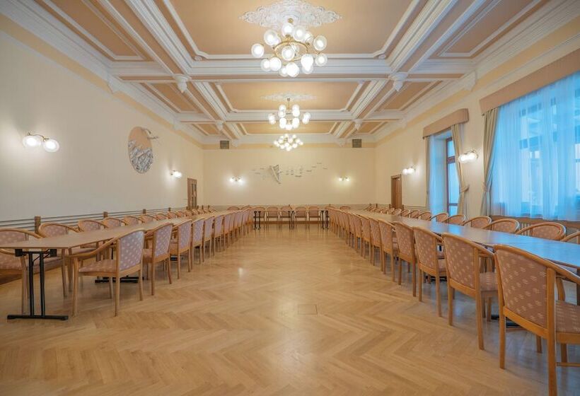 ホテル Zlatá Hvězda