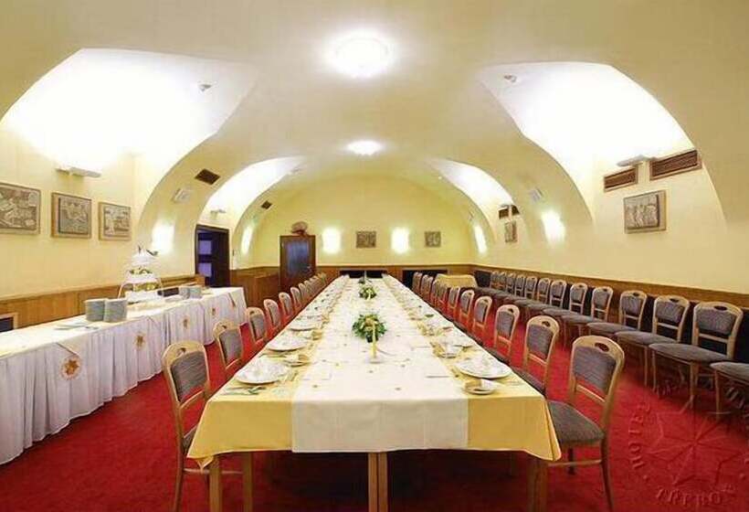 هتل Zlatá Hvězda