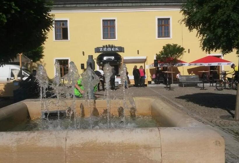 בית מלון כפרי Zámek Velká Bystřice