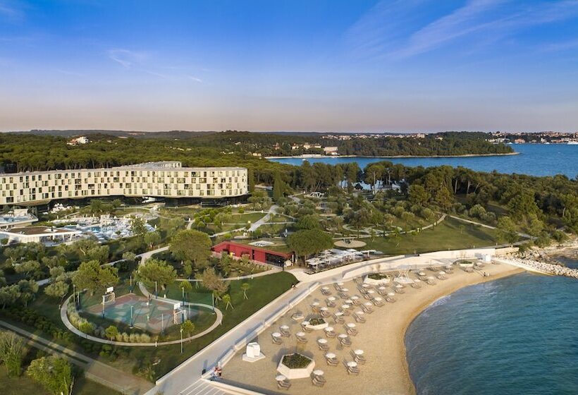 Maistra Select Family Hotel Amarin