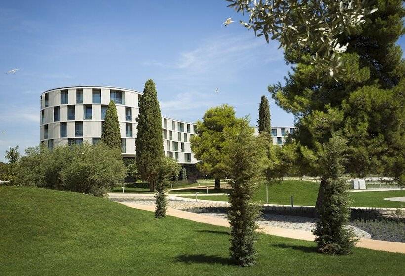 Maistra Select Family Hotel Amarin