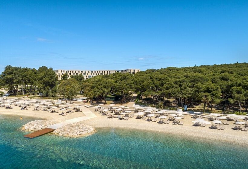 Maistra Select Family Hotel Amarin