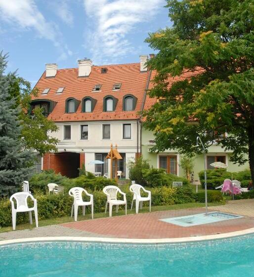 Abbázia Club Hotel Kék