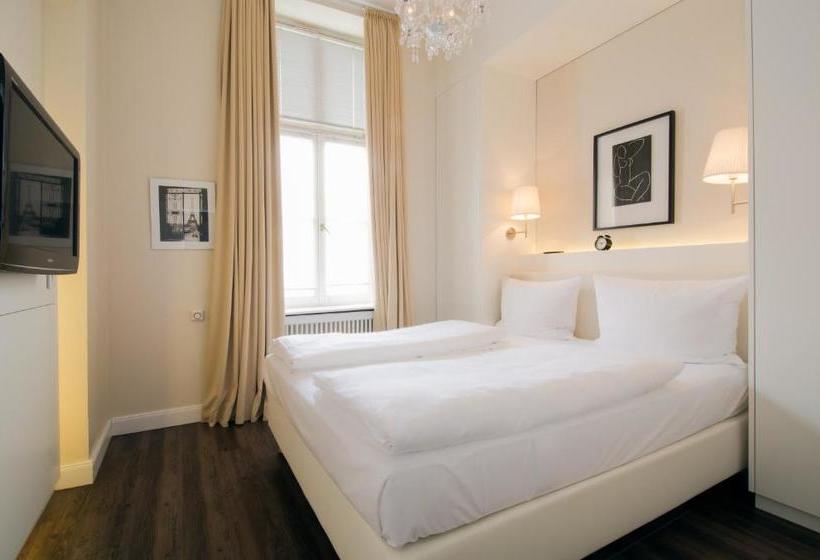 Carlstadt Suites Dusseldorf