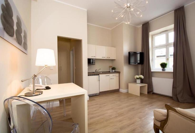 Carlstadt Suites Dusseldorf