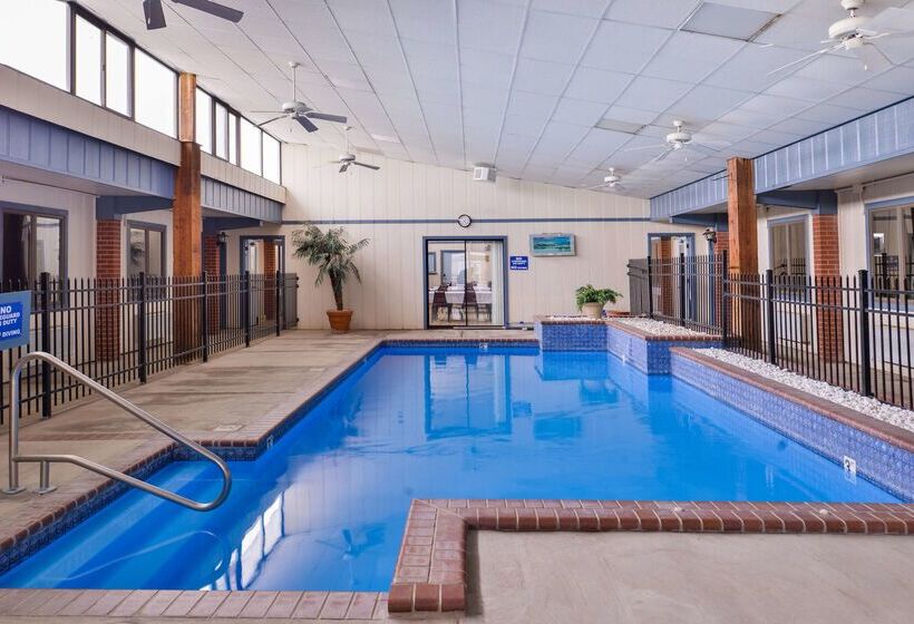 فندق Americas Best Value Inn Ellsworth