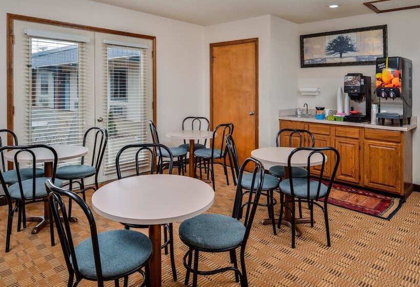 فندق Americas Best Value Inn Ellsworth