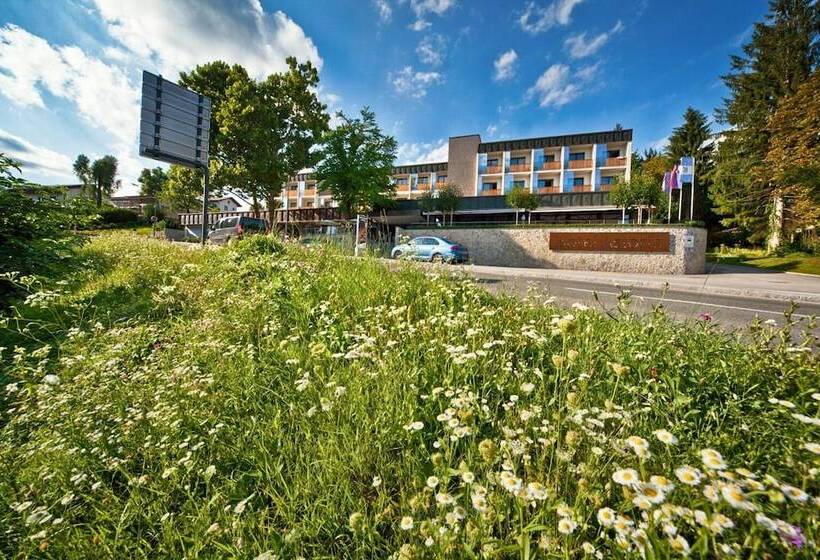 هتل Astoria Superior