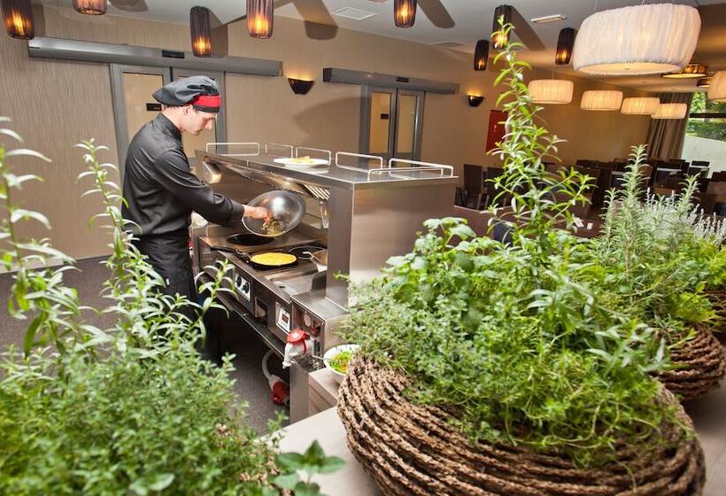 هتل Astoria Superior