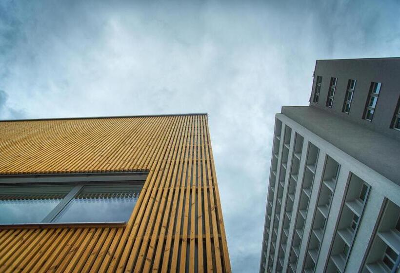 호텔 Atom Třebíč