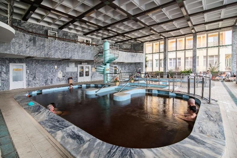 בית מלון כפרי Barátság