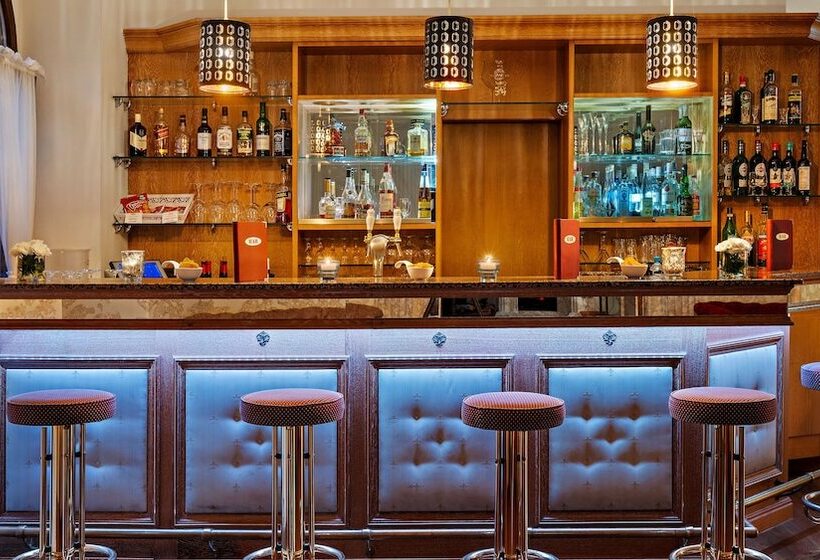 호텔 Bayerischer Hof Dresden