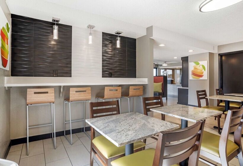 فندق Best Western Andalusia Inn