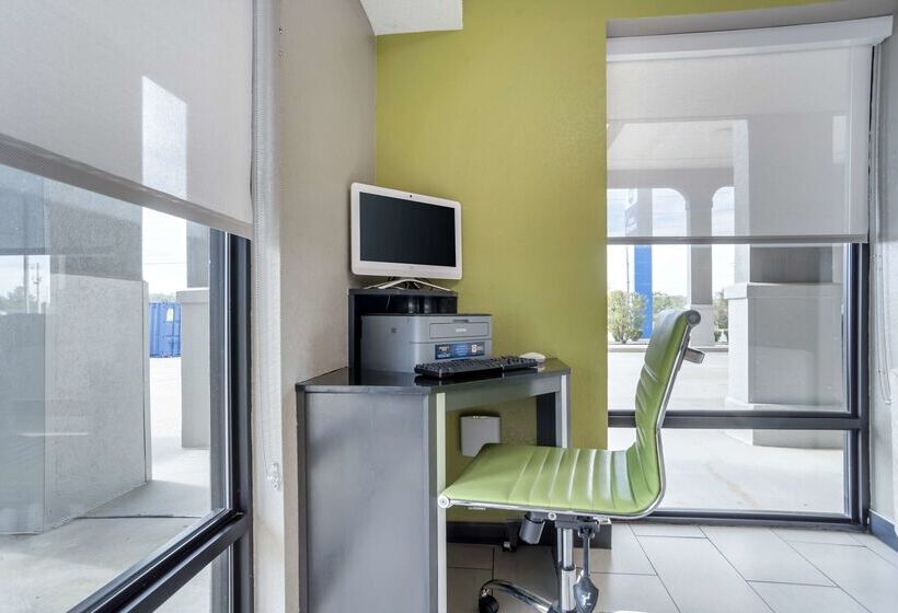 فندق Best Western Andalusia Inn