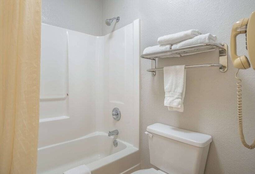 فندق Best Western Andalusia Inn