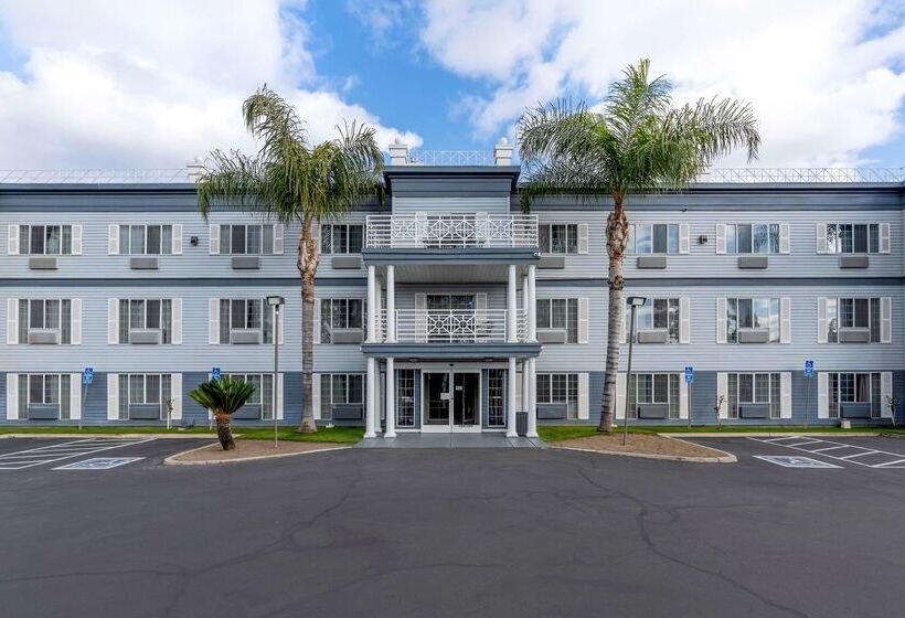 호텔 Best Western Colonial Inn