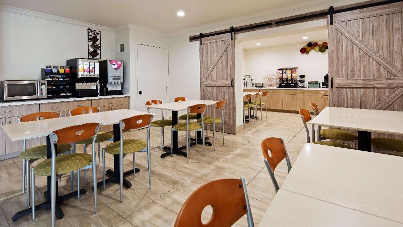 فندق Best Western Executive Inn