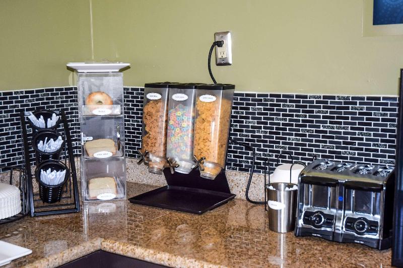 호텔 Best Western Fairwinds Inn