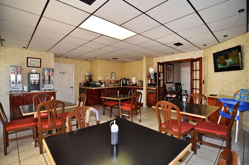 هتل Best Western Fairwinds Inn
