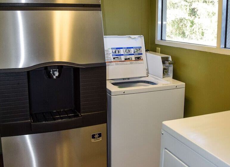 호텔 Best Western Fairwinds Inn