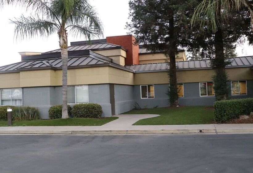 Отель Best Western Porterville Inn