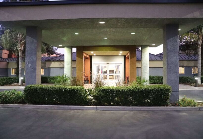 Отель Best Western Porterville Inn