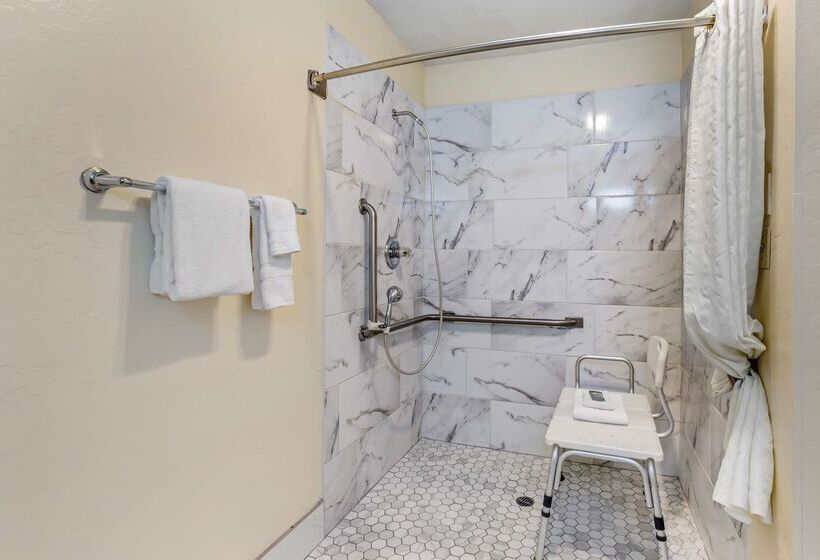 هتل Best Western Superstition Springs Inn