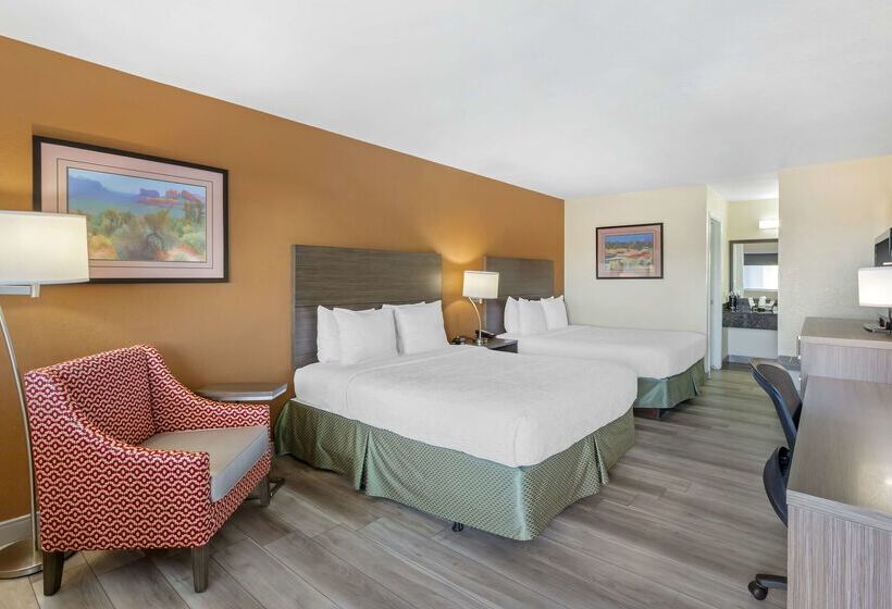 هتل Best Western Superstition Springs Inn