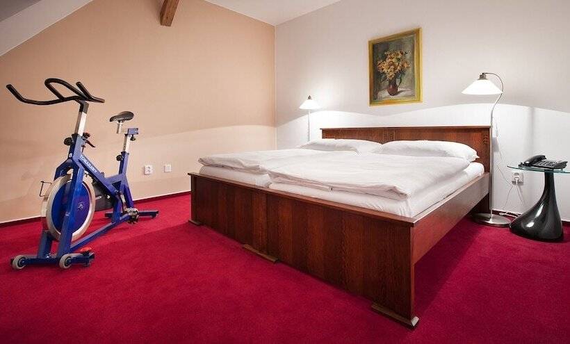 Brioni Boutique Hotel 4